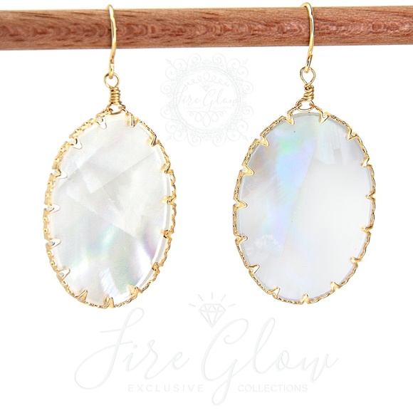 Mother of Pearl Style Oval Gold Tone Earrings - Picture 9 of 16